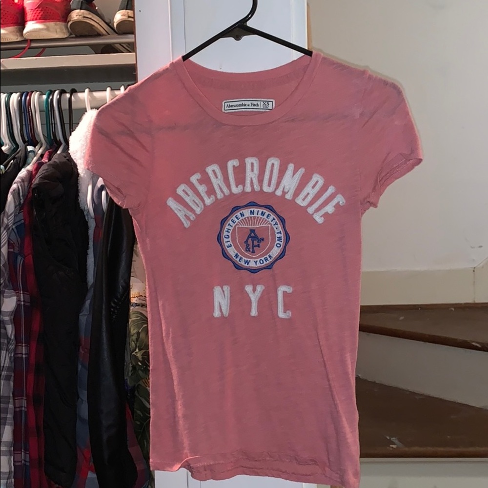 short sleev t shirt